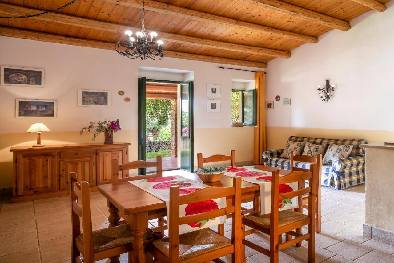 Agriturismo Borgo Degli Ulivi Canicattini Bagni Ngoại thất bức ảnh